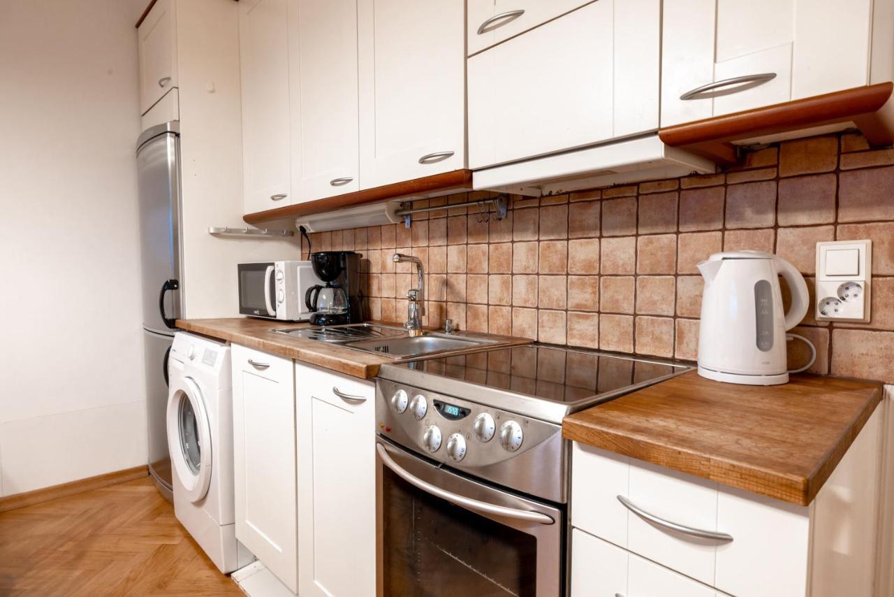 2Ndhomes Cozy & Compact Top Floor Studio In Erottaja Helsinki Luaran gambar